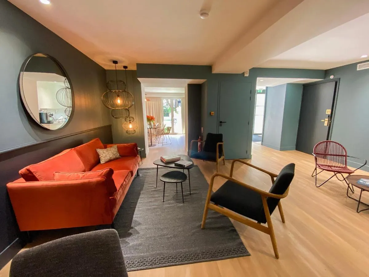 ***  Hotel Moliere Cannes France