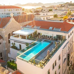 Hotel Five Seas By Inwood