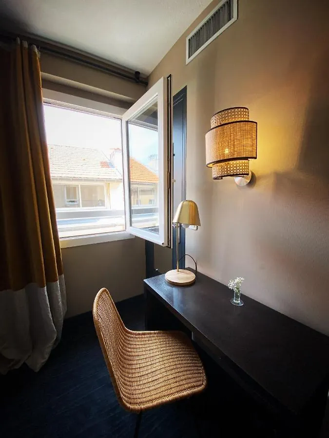 ***  Hotel Moliere Cannes Francie
